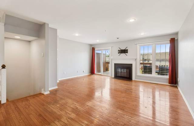 Spacious 3 Bedroom, 2.5 Bath Townhouse in Kimberton Knoll photos photos