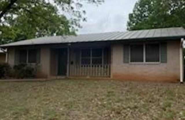 113 W Driftwood Dr photos photos