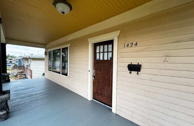 Elegant 3 Bed, 2 Bath Home in Spokane! Gallery 3