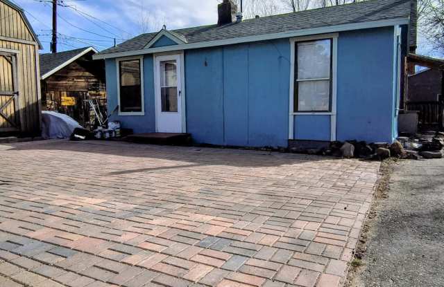 314 South Leroux Street - 2 photos photos