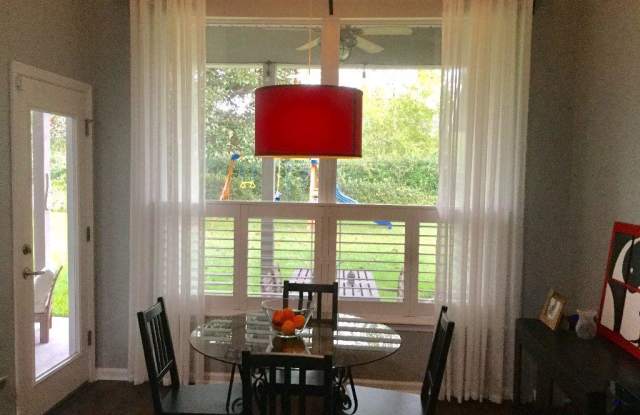 3233 CHESTNUT CT Gallery 2