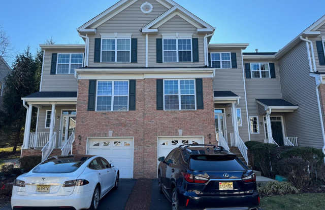 40 TRUMAN Avenue photos photos