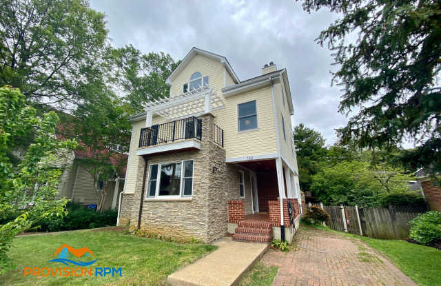 132 Archwood Avenue Gallery 3