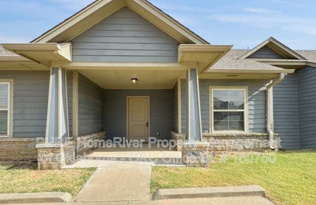 909 SW 92nd St photos photos