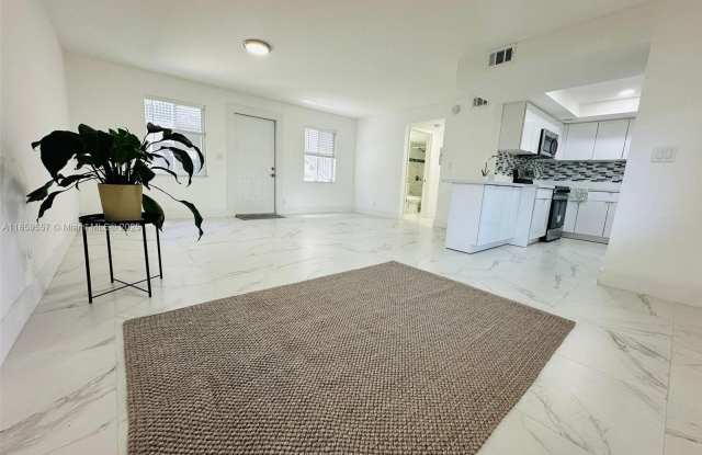 414 SE 14th St photos photos