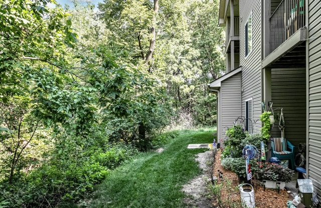 Deer Park Apartments Gallery 3