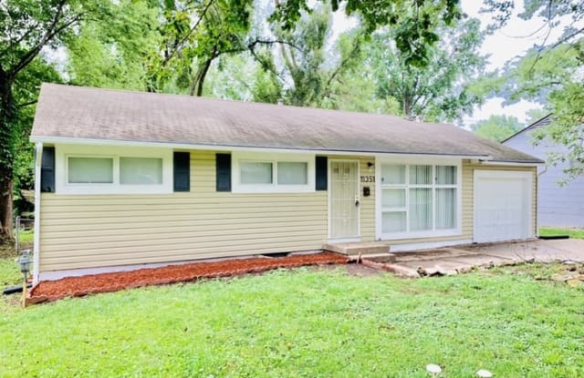 11351 Sycamore Terrace - 11351 Sycamore Terrace, Kansas City, MO 64134