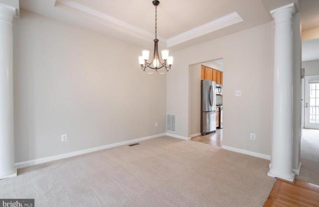 3030 BARDEN OAKS CT Gallery 4