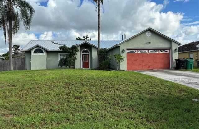 699 SW Hoffenberg Avenue photos photos 699 SW Hoffenberg Avenue photos photos