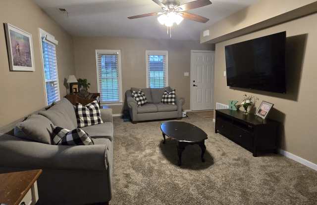 12119 Manders Knoll Terrace photos photos