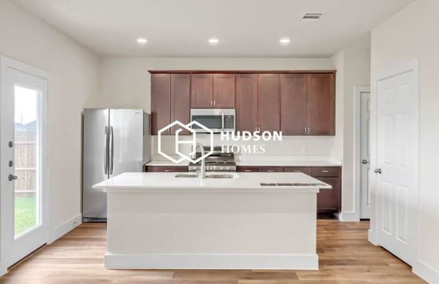 2813 Woodbrook Drive Gallery 4