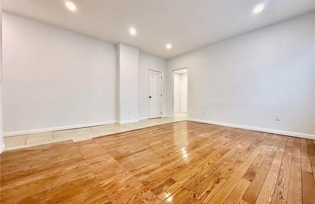 8689 15th Avenue photos photos