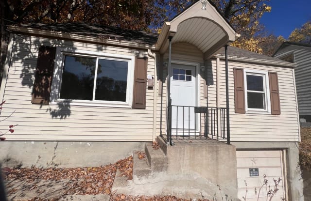 2840 Sterret Avenue - 2840 Sterrett Avenue, Cincinnati, OH 45204