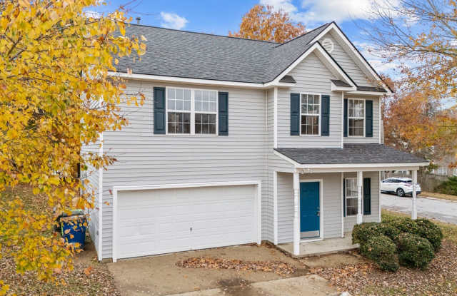 Gorgeous 3 Bedroom Home, with Updated Kitchen, LVP Floors, Fenced Yard, Premium Finishes, Pet Friendly! photos photos