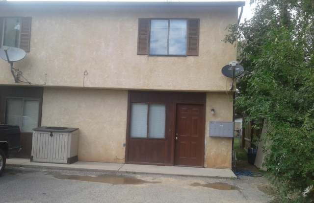 2 bedroom, 1.5 bathroom condo near SUU photos photos