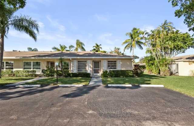 8729 Chevy Chase Dr photos photos