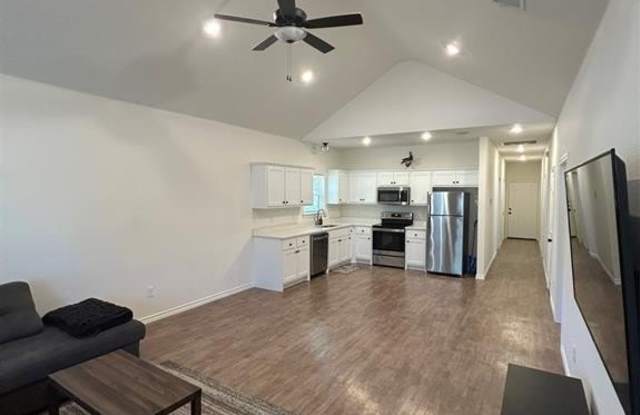 1138 Alvarado Street photos photos