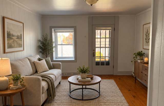 Newly Updated One Bedroom Across from Penn Medicine - In unit Laundry! Gallery 1