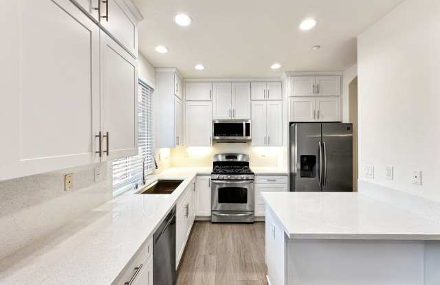 Beautifully Renovated 2BR / 2.5BTH in Irvine | 2-Car Garage + Pool  Spa - 1110 Timberwood, Irvine, CA 92620