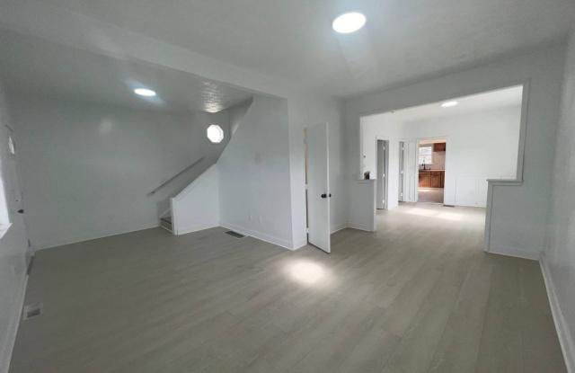 121 MONROE ST. photos photos