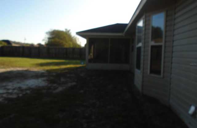 6315 Lakewood DRIVE Gallery 2