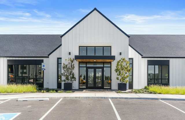 Bennington on First Gallery 4
