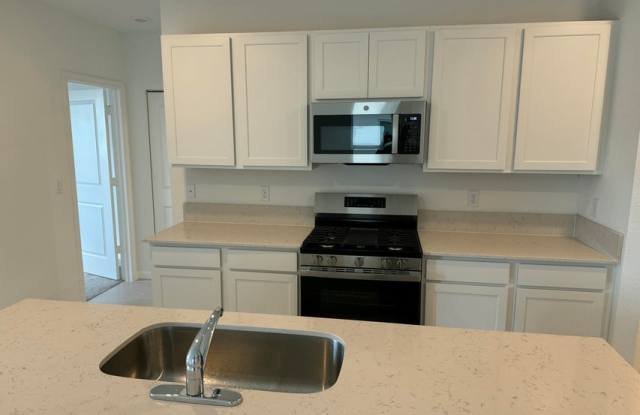 5892 Northwest Sweetwood Drive Gallery 3