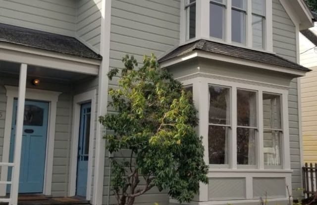 1105 Taylor Street - 1105 Taylor Street, Port Townsend, WA 98368