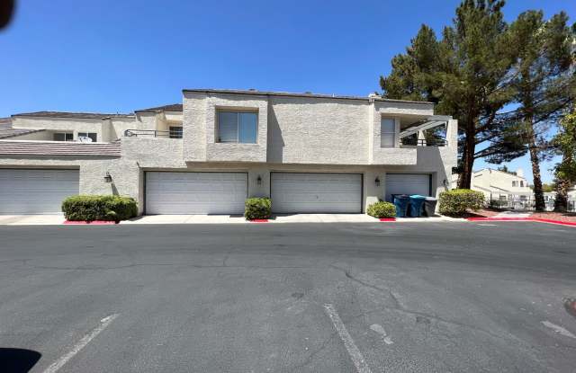 The Lakes Area Townhouse photos photos