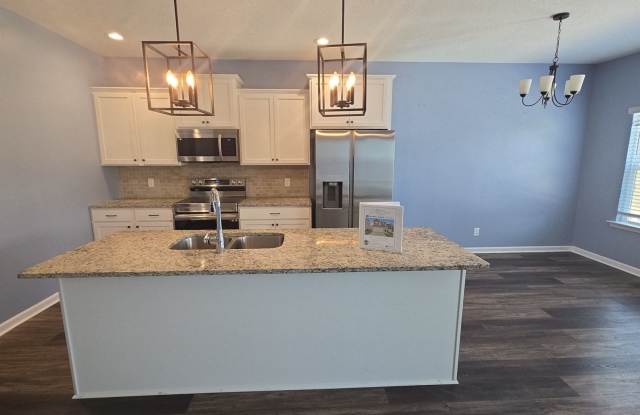 FOR RENT Gallery 3