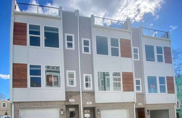 Beautiful 3BR Townhouse with Rooftop Terrace, Close to South End photos photos