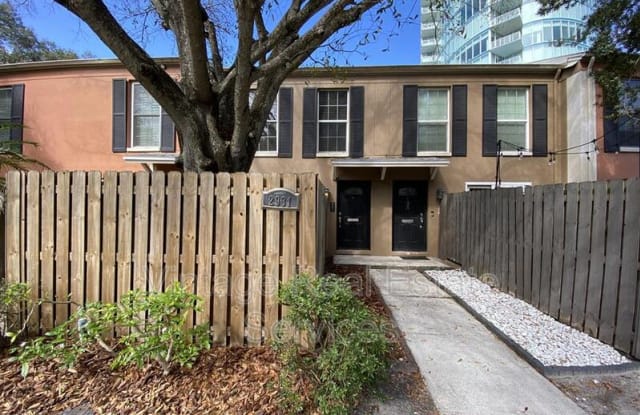 2931 W Santiago St - 2931 West Santiago Street, Tampa, FL 33629
