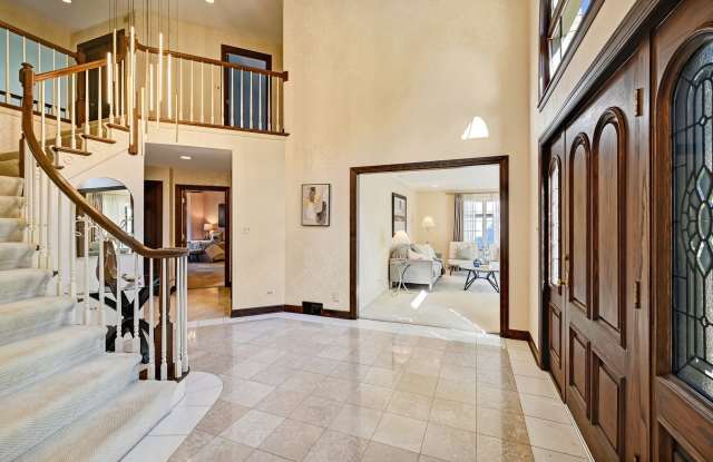 6515 Manor Drive Gallery 4