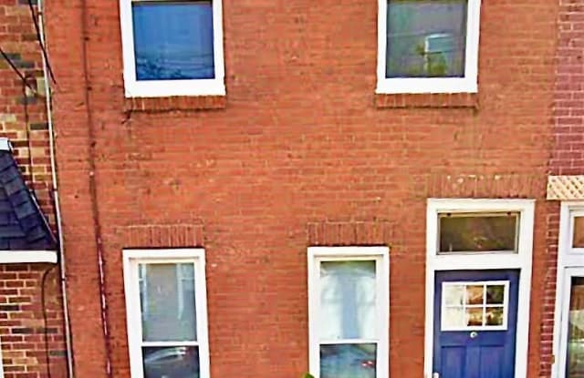 2534 E DAUPHIN STREET - 2534 East Dauphin Street, Philadelphia, PA 19125