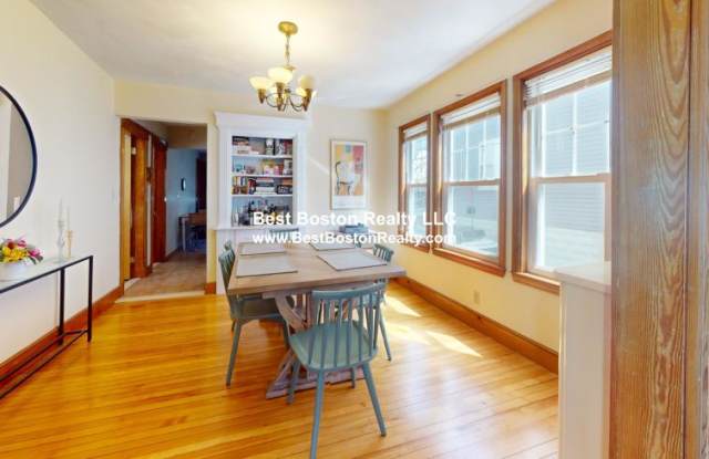 35 Woods Ave. Gallery 3