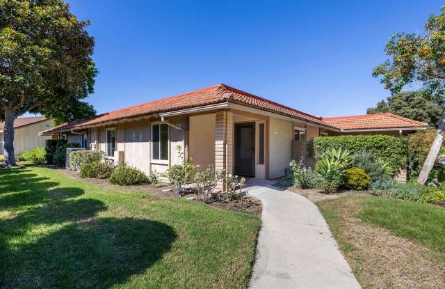 Laguna Woods Single Level Condo Gallery 3