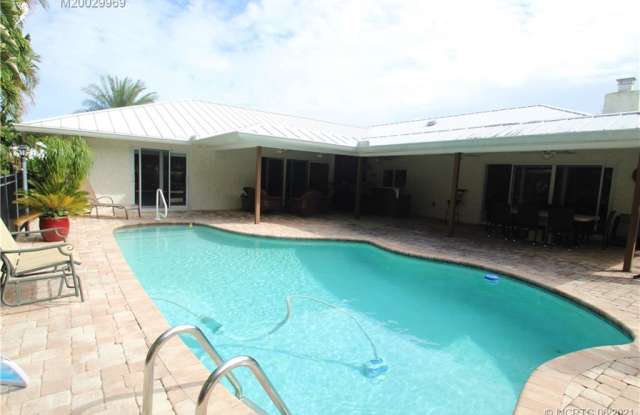 3221 SE Fairway W Gallery 3