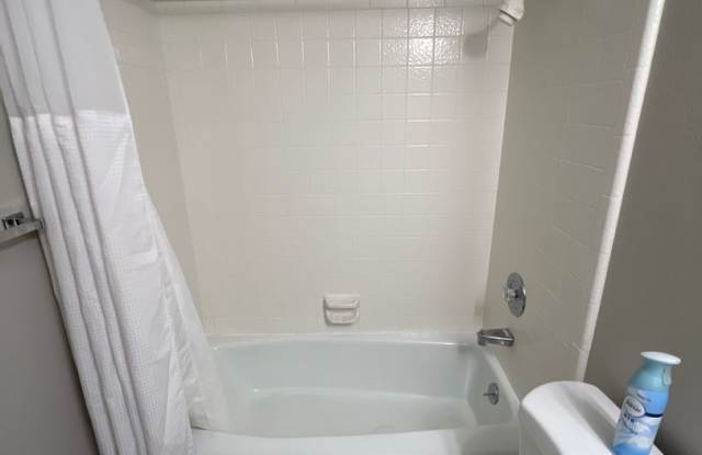 Luxury Living at the Ridge Gallery 3