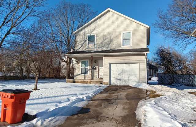 For Rent - Four-Bedroom Two-Bathroom Home Available NOW! photos photos