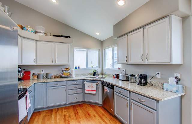 Gorgeous Home in Pronghorn Meadows! Gallery 3