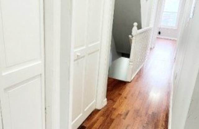 972 Bergen St photos photos