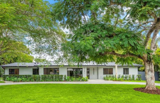 7291 SW 129th St photos photos