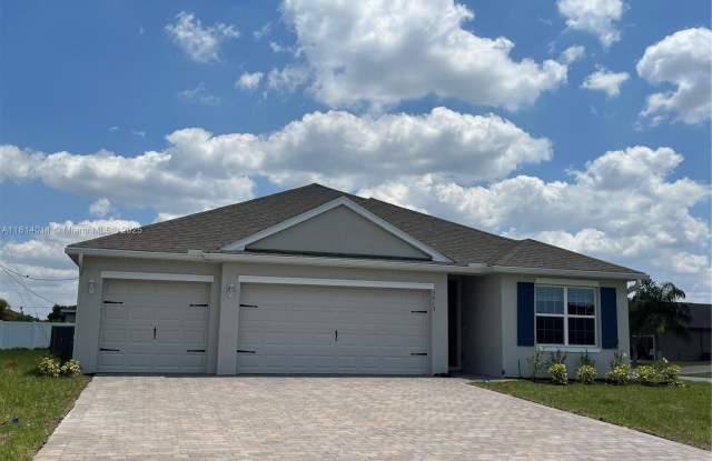 3013 Sw 1 PL photos photos