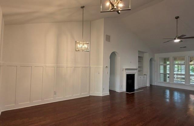 1030 Amber Waves Avenue Gallery 4