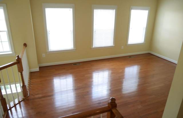 10526 Old Ellicott Cir Gallery 2