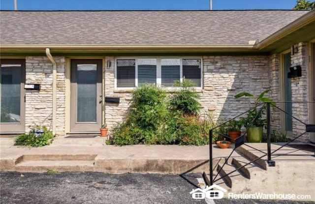 1311 East 52nd Street photos photos