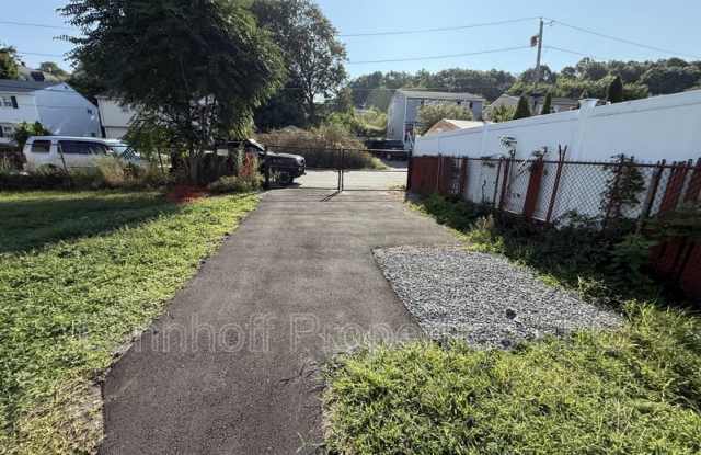 526 Concord Street - 2 Gallery 4