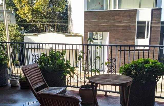 1040 Ashbury Street photos photos