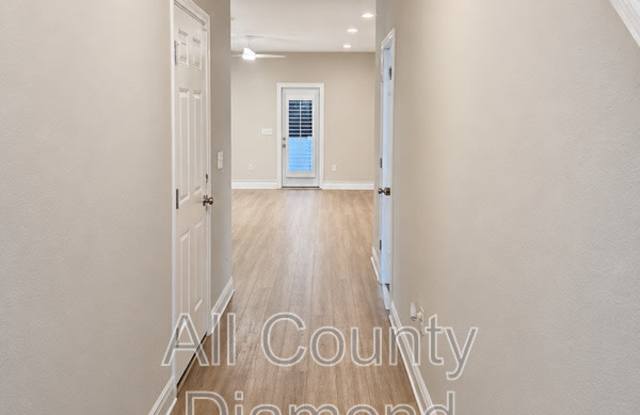 5940 Callaway Circle Gallery 2