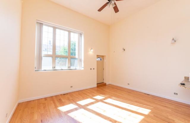 2415 West 24th St. photos photos